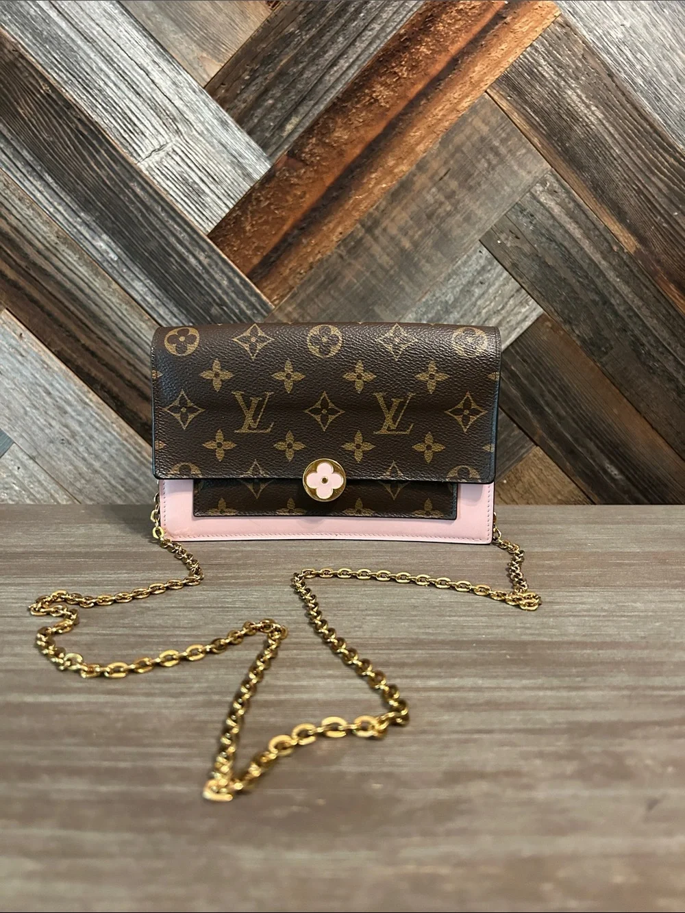 Louis Vuitton Monogram Flore Chain Wallet on Chain